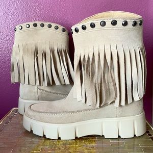 37 Geox respira taupe genuine suede fringe ankle boots w gunmetal studs